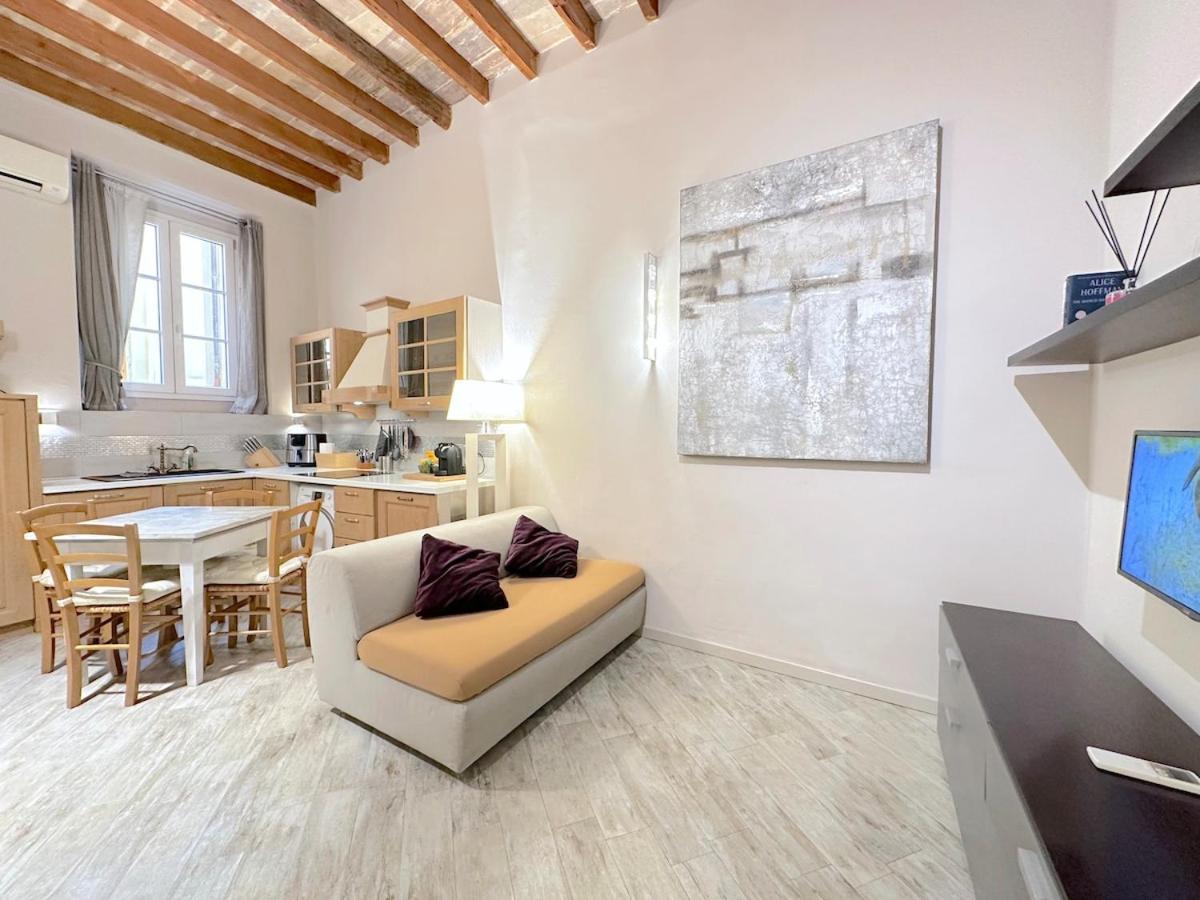 Apartment Charme Of Duomo *